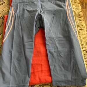 Tek Gear workout pants XL gray/salmon